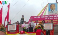 越南全国各地纷纷举行南方解放，国家统一三十九周年纪念活动