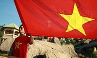 海外越南人表达对捍卫祖国神圣主权的决心