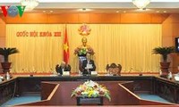 越南国会讨论《住房法修正案（草案）》和《房地产经营法修正案（草案）》