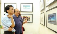 “越南海洋海岛主权”图片展在河内举行