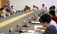 越南国会讨论多部法律草案