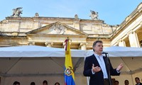 哥伦比亚现任总统桑托斯赢得大选 成功连任