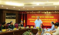 阮善仁视察越南军队电信集团