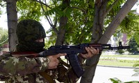 乌克兰政府军夺回东部一个重镇