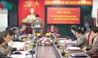 越南国会法律委员会举行《国会组织法修正案（草案）》意见征集会