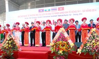 2014年岘港东西经济走廊贸易旅游和投资国际博览会开幕