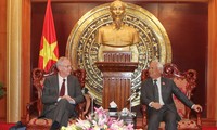 推动越南与荷兰合作关系日益向深度和广度有效发展