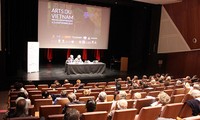 越南艺术研讨会在法国举行