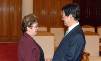 越南政府总理阮晋勇会见古巴食品工业部部长冈萨雷斯