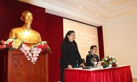 越南国会副主席丛氏放对旅法越南人为国家作出的贡献予以肯定