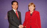 阮晋勇总理结束对比利时和欧盟的访问 开始正式访问德国