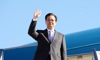 越南政府总理阮晋勇开始出席第10届亚欧首脑会议