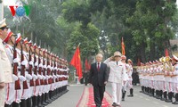 越共中央总书记阮富仲出席人民安全学院开学典礼