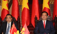 越南政府总理阮晋勇会见中国国务院总理李克强