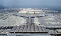 越南13届国会8次会议国会听取龙成国际航空港投资建设主张并讨论三项法律草案