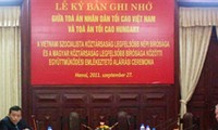 越南最高人民法院与匈牙利最高法院举行高级会谈