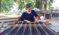 土锦纺织——巴那族的文化美
