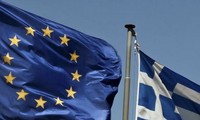欧盟决心帮助希腊留在欧元区