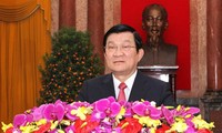 越南国家主席张晋创会见前来递交国书的各国大使
