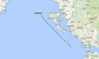 载有约四百名移民的一艘货船在希腊海域失事