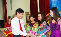 越南妇联第11届中央委员会第5次会议在河内举行