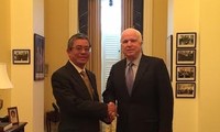 美国议员高度评价越南在地区发挥的作用