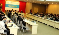 “2015年企业发展挑战”研讨会在河内举行