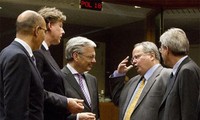 欧盟各国外长一致同意扩大对俄罗斯制裁