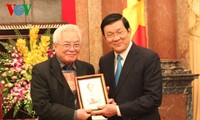 越南国家主席张晋创会见全国优秀医生代表