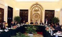 配合开展越南党、国家和国会的对外工作