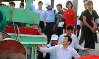 越南国家主席张晋创视察平顺省
