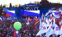 俄罗斯举行大型集会庆祝克里米亚入俄一周年