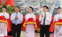 越南国家主席张晋创出席新化-陶窑运河改造项目落成典礼