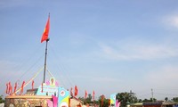 “江山一统”升旗仪式在广治省举行
