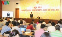 越南国会办公厅举行国际新闻发布会介绍13届国会9次会议有关情况