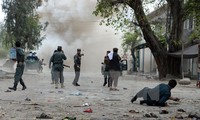 阿富汗南部发生爆炸袭击 近70人受伤