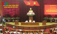 越共中央政治局举行越共十二届中央委员会人事工作方向全国干部部署会议