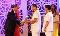 越南科技创新奖颁奖仪式举行