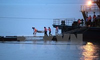 中国沉船事故中的遇难者人数继续增加