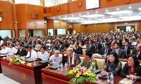 旅外越南知识分子与发展经济和融入国际论坛