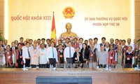 越南国会副主席黄玉山会见多乐省少数民族名望人士