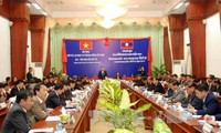 越南-老挝安全合作及打击犯罪会议在万象开幕