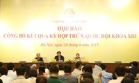 越南国会办公厅举行记者会介绍13届国会9次会议结果