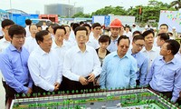 中国国务院副总理张高丽考察越中友谊宫建设工程