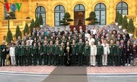 越南国家副主席阮氏缘会见英雄母亲、全国优秀伤残军人和退伍军人
