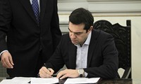 希腊政府进行改组  承诺重塑人民信心