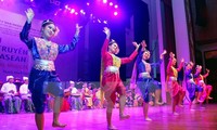 2015年东盟传统音乐节开幕