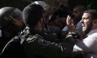 巴勒斯坦民众与以色列警方发生冲突