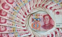 美国议员谴责中国设法操纵货币