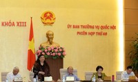 越南国会常务委员会讨论《民法修正案(草案)》